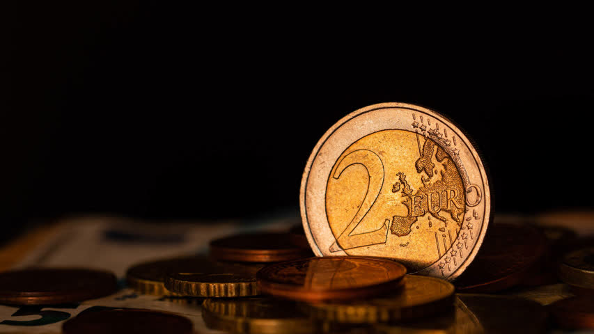 Фото - Эстония передала Украине 350 тысяч евро от продажи монет