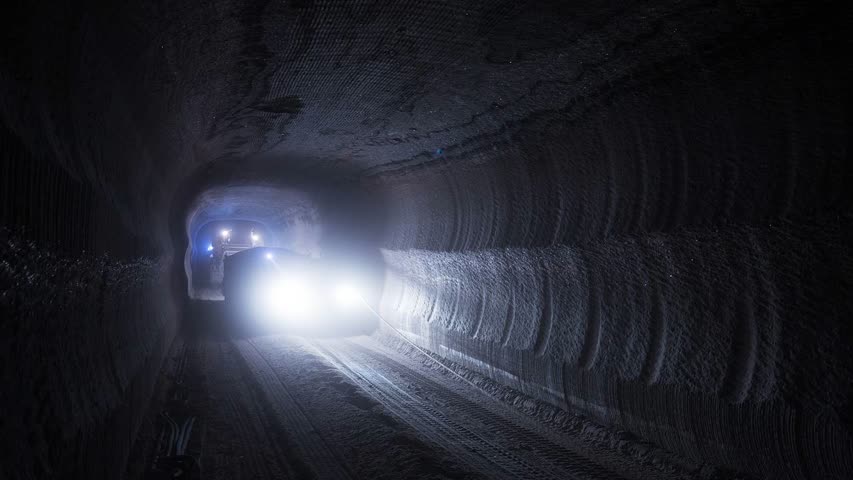 Фото - ФРГ потребовала у компаний из ЕС прекратить финансирование рудников в России
