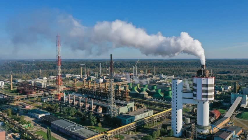 Фото - Крупнейший в Балтии завод удобрений остановил производство из-за цен на газ