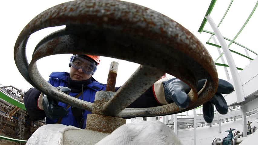 Фото - Падение цен на российскую нефть ускорилось