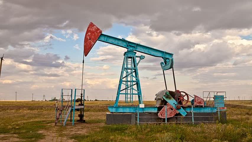 Фото - Россия и Саудовская Аравия резко сократят добычу нефти