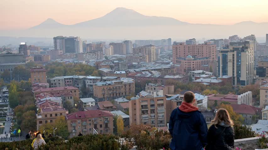 Фото - Уехавшие россияне помогли росту экономики Армении