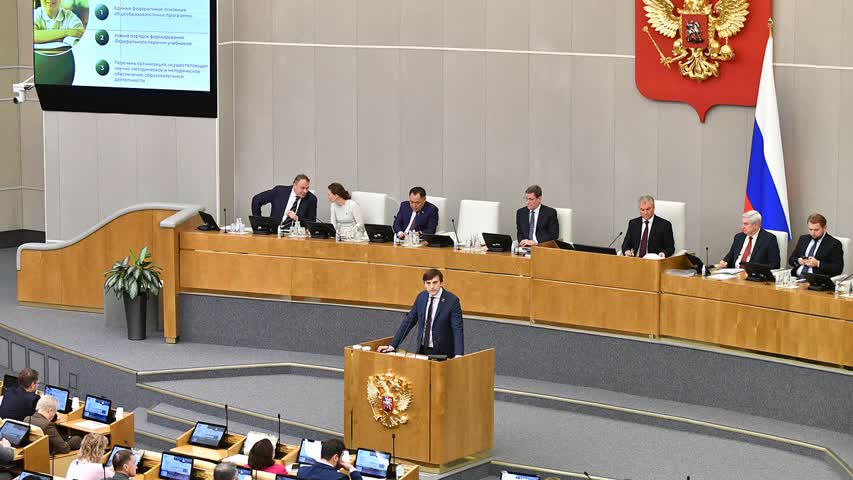 Фото - Володин предложил повысить зарплаты депутатам